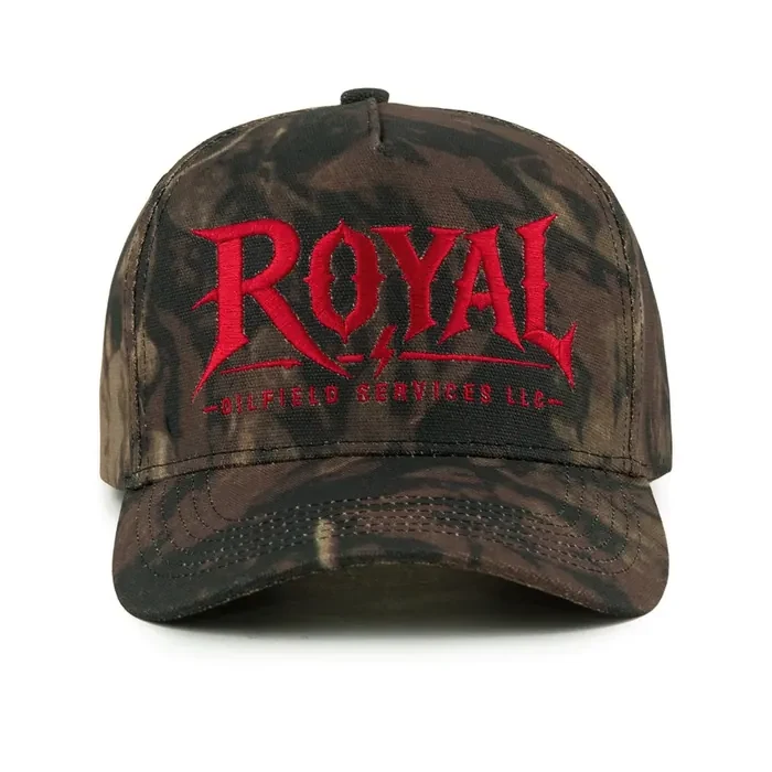 Five-panel camouflage hat, red embroidered block lettering